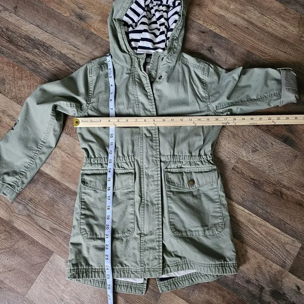 Gap Girls Size Medium Utility Canvas Parka Jacket. Olive GreenVery good used
